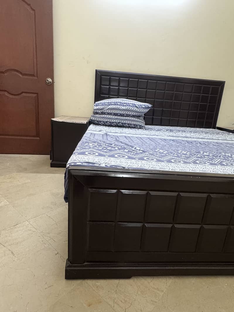 Bed set , sofa and table 0