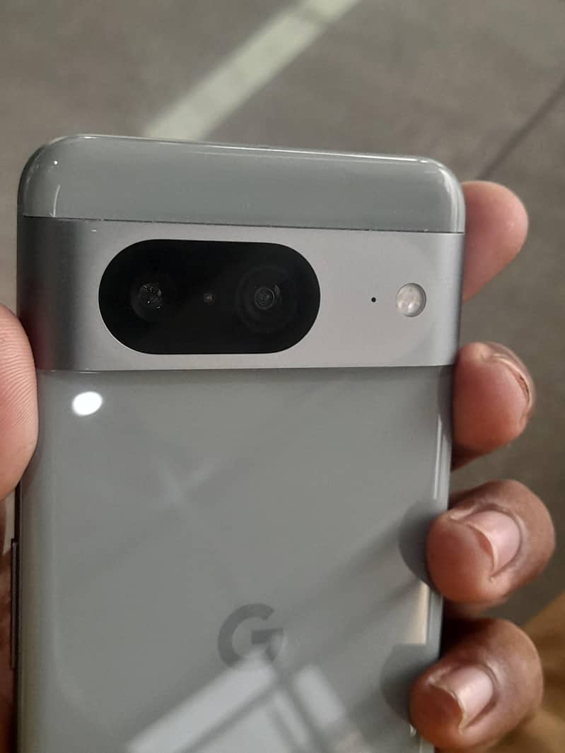 Google Pixel 8 1