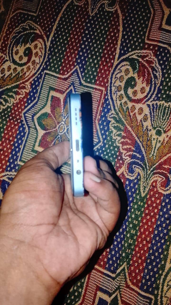 Realme Note 60 3
