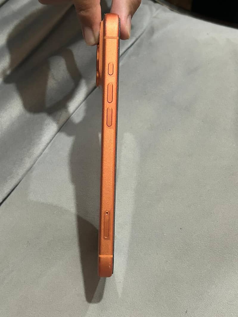 iPhone 17pro max 3