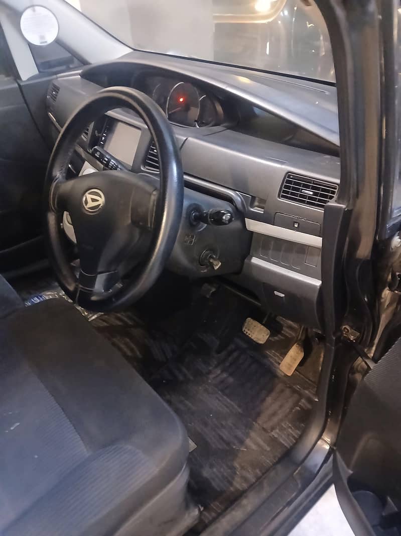 daihatso  move 1