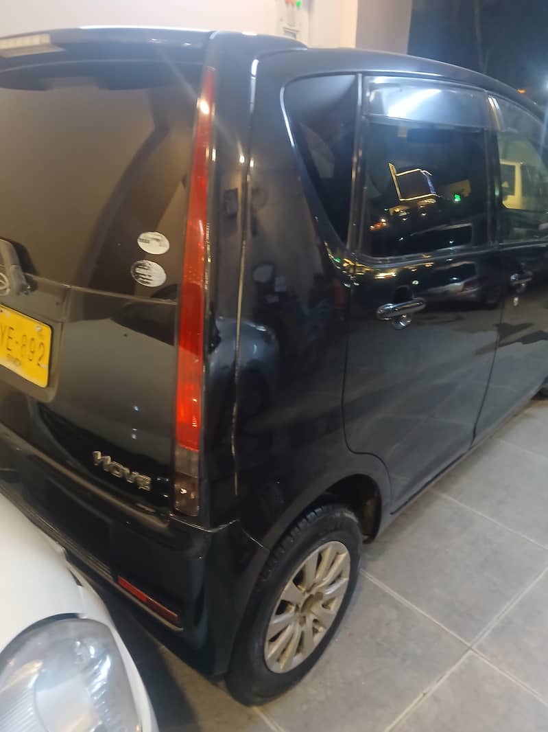 daihatso  move 4