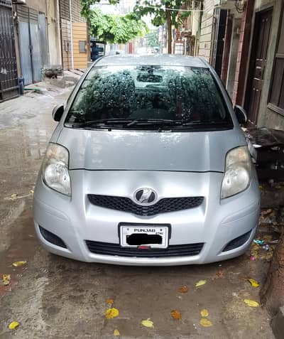 Toyota Vitz 2009/2012