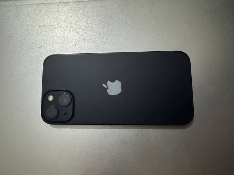 Apple iPhone 13 3