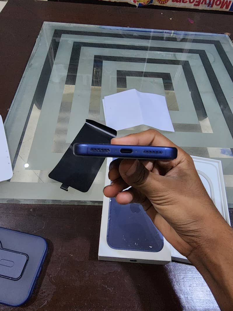 Apple iPhone 17 Pro Max 3