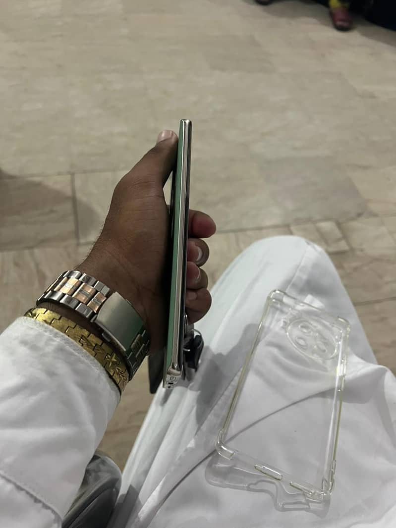Tecno Spark 20 Pro Plus 4