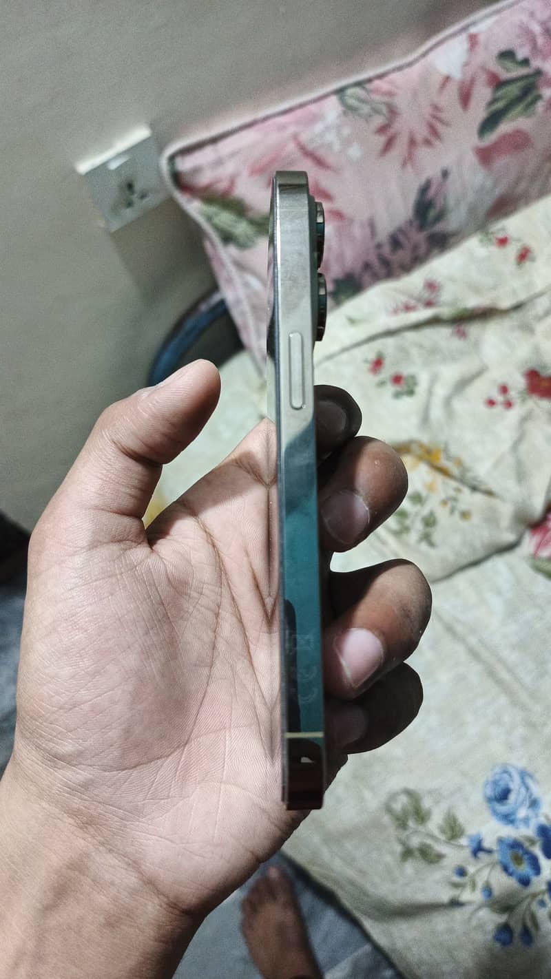 Apple iPhone 14 Pro 5