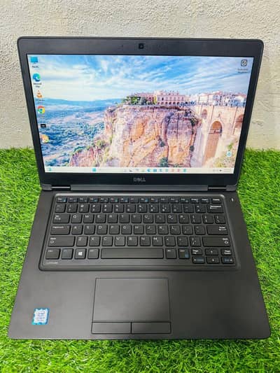 Dell Latitude 5480 Core i7 7th Generation HQ Processor 8GB Ram ddr4