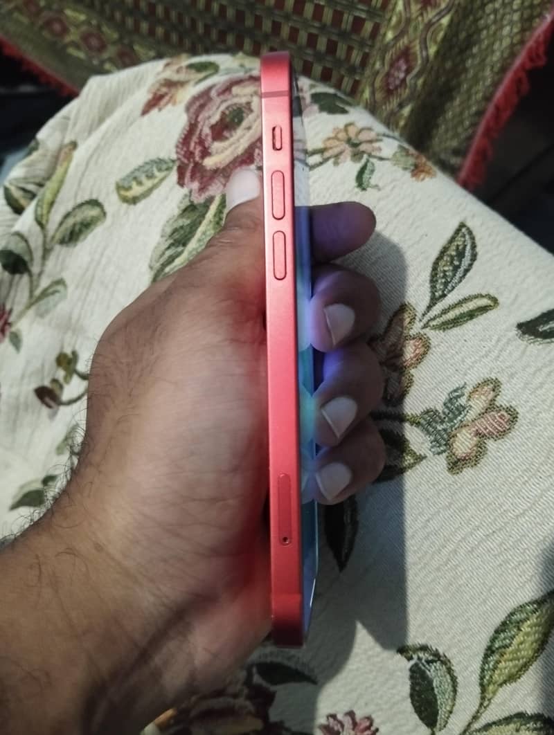 Apple iPhone 12 3