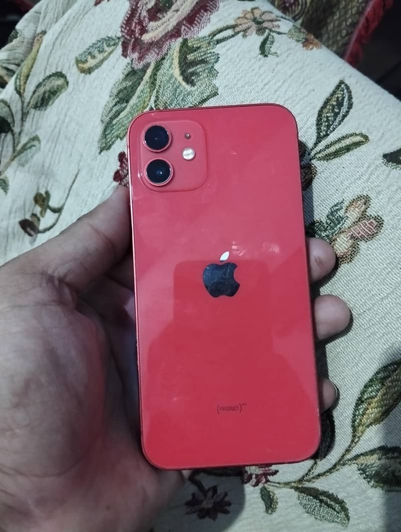Apple iPhone 12 4