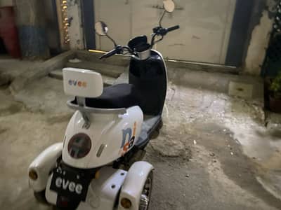 Ev Nisa 3 Wheeler