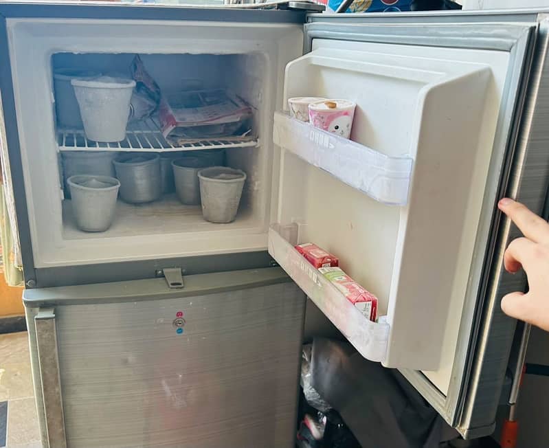 Refrigerator 5