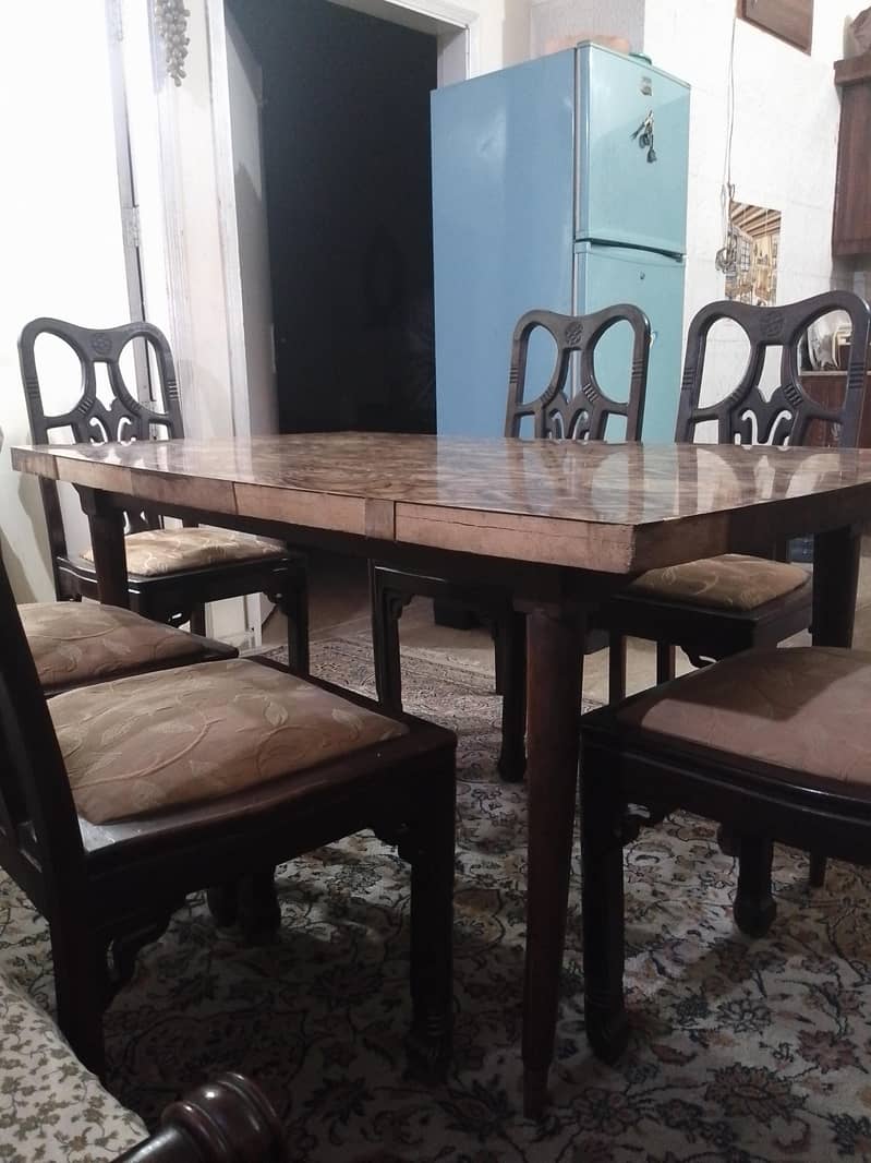 Dining table 4