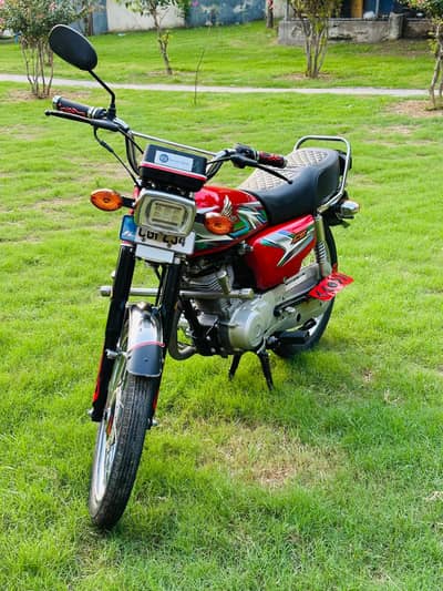 HONDA CG 125 2023 MINT CONDITION.