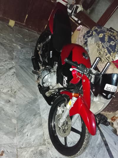 Yamaha YBR ESD Modified