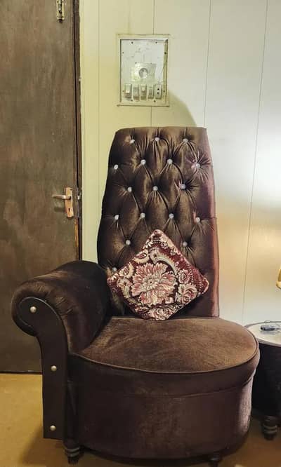 2 seats sofa