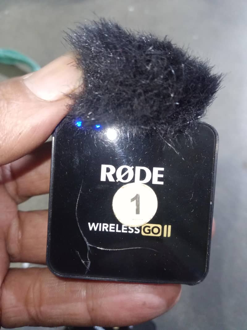 rode wireless go 2 mic  2