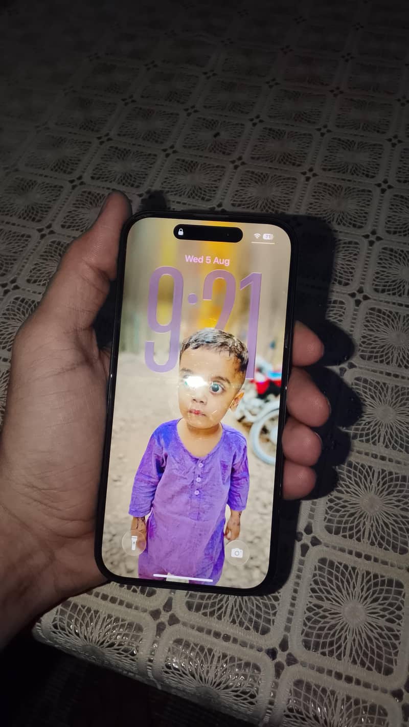 Apple iPhone 15 2