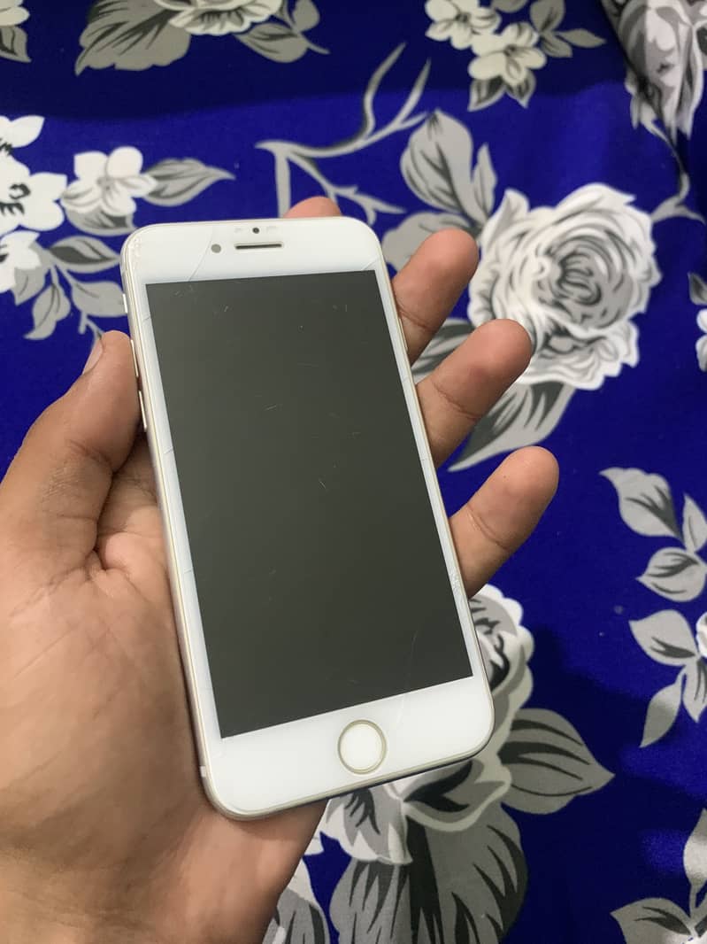 Apple iPhone 8 4