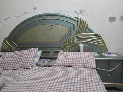 wooden bed dico painted