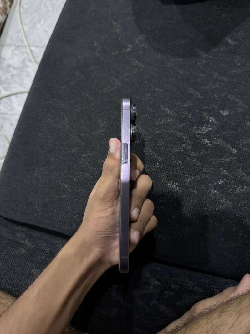 Apple iPhone 14 Pro Max 2