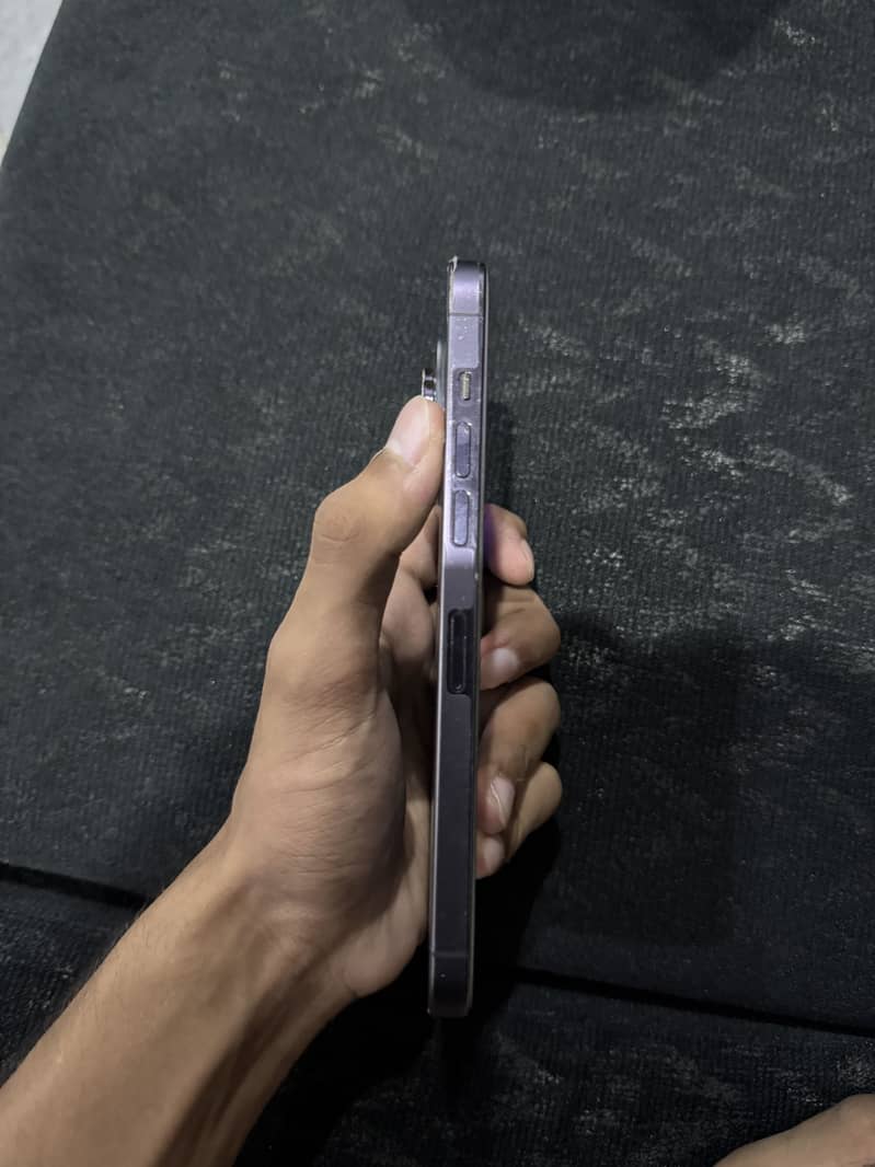 Apple iPhone 14 Pro Max 4