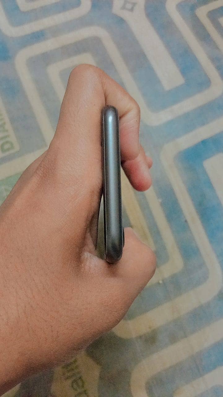 Apple iPhone 8 2