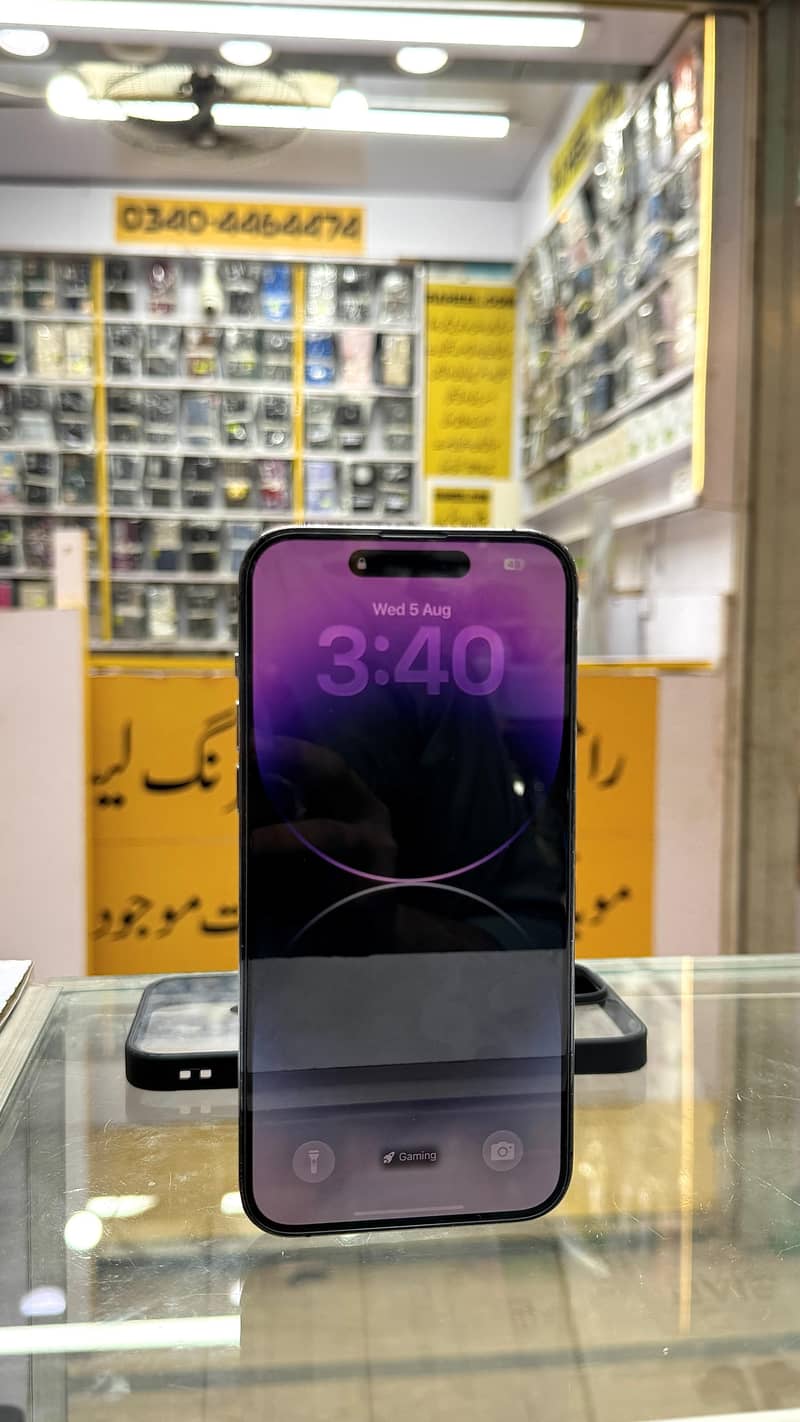 Apple iPhone 14 Pro Max 1