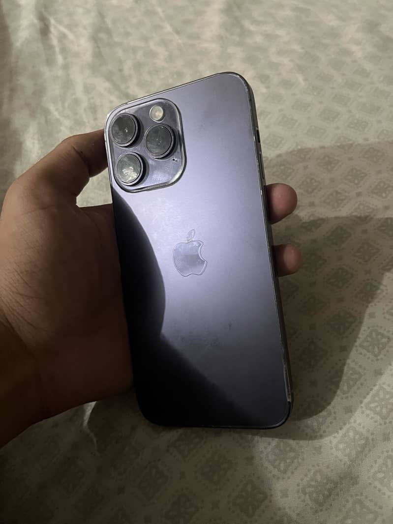Apple iPhone 14 Pro Max 0