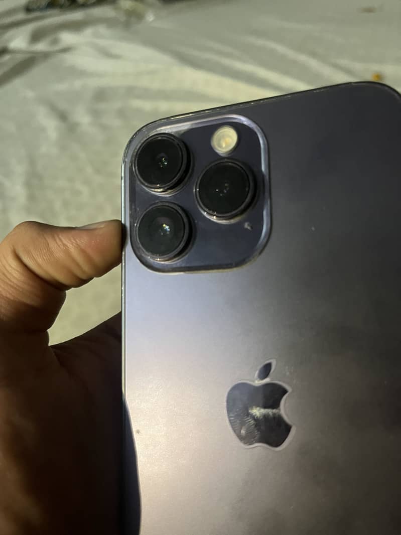 Apple iPhone 14 Pro Max 2