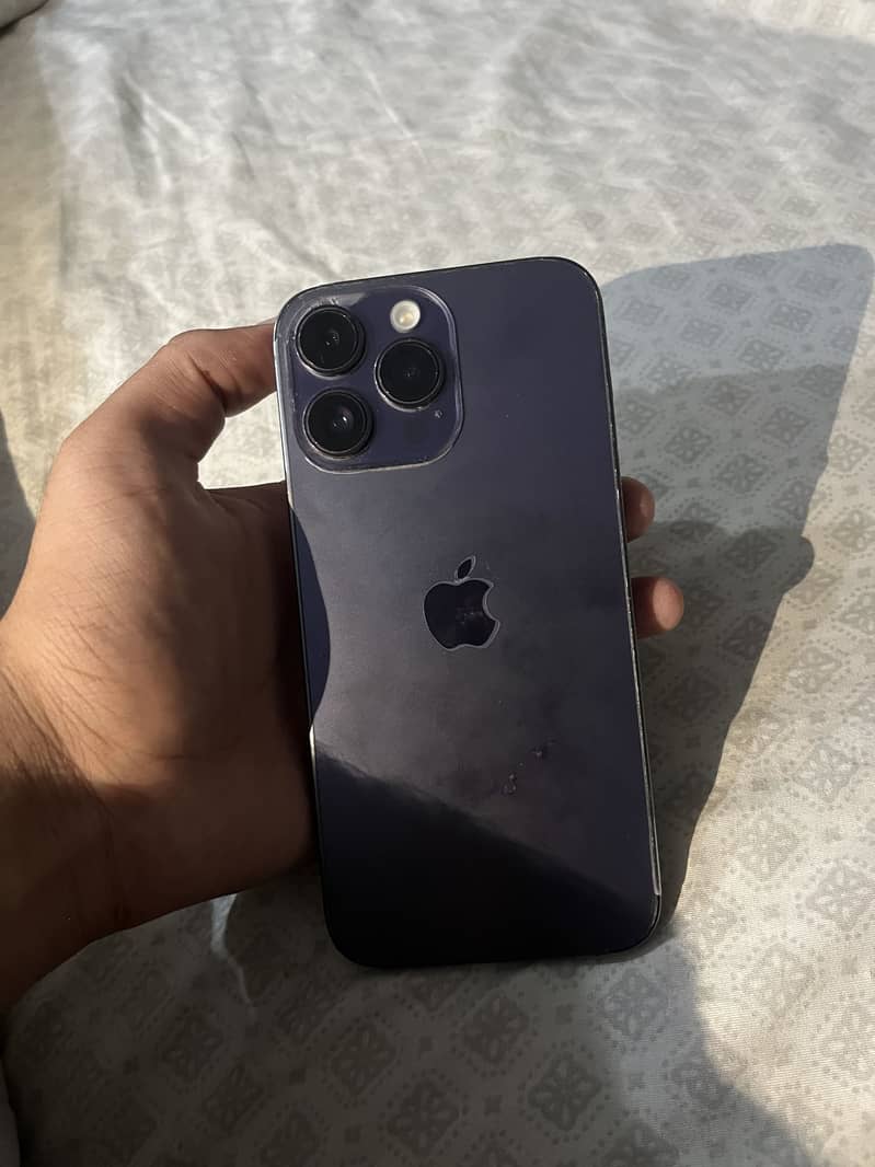 Apple iPhone 14 Pro Max 4