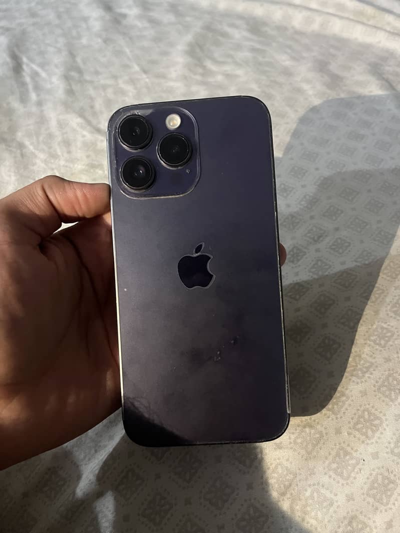 Apple iPhone 14 Pro Max 6