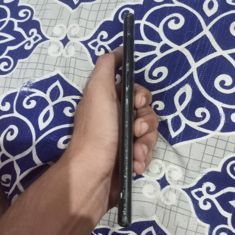 Samsung Mobile Note 9 4