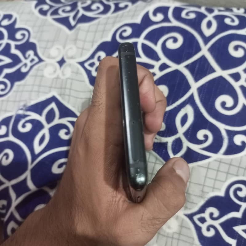 Samsung Mobile Note 9 5