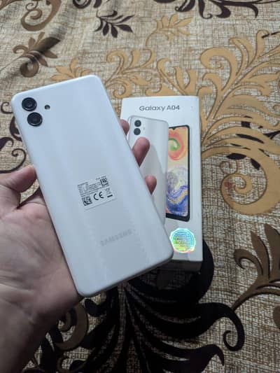 Samsung A04 All ok with box just Glass break hai  total original