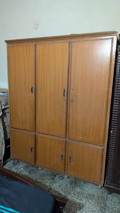 3-door wooden wardrobe (almari)