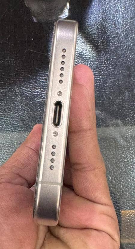 Apple iPhone 15 Pro Max 3