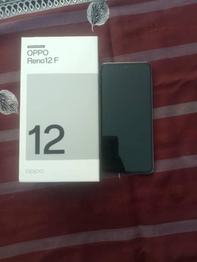 OPPO Reno12 f 8/128 gb 10/10