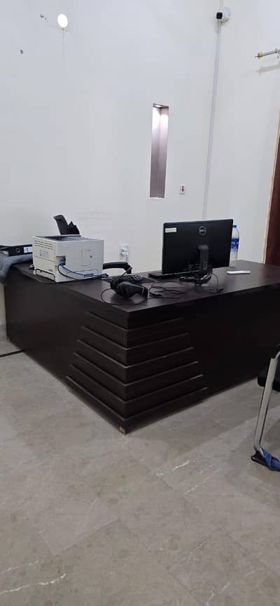 office table for sale boss table for  sale