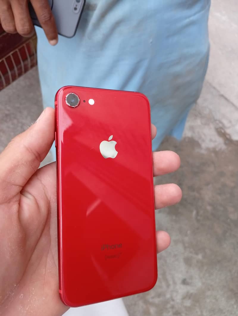 Apple iPhone 8 0