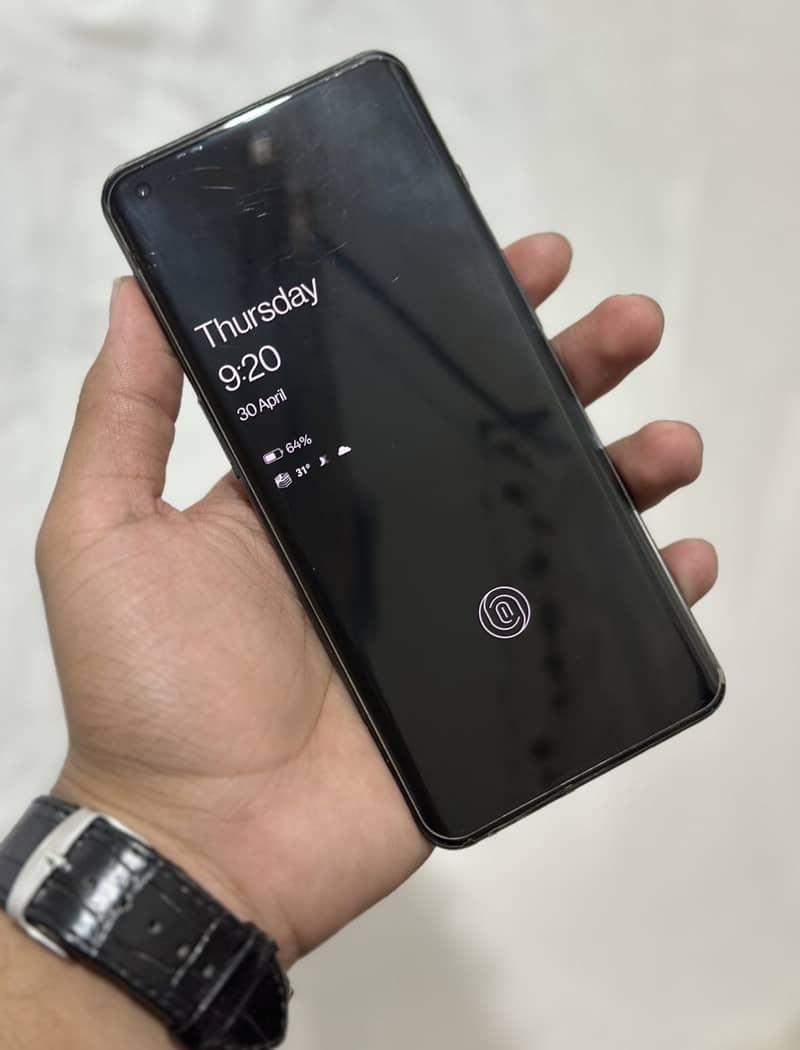 One Plus 10 Pro 1