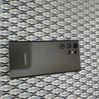 Samsung Mobile S22 Ultra non pta