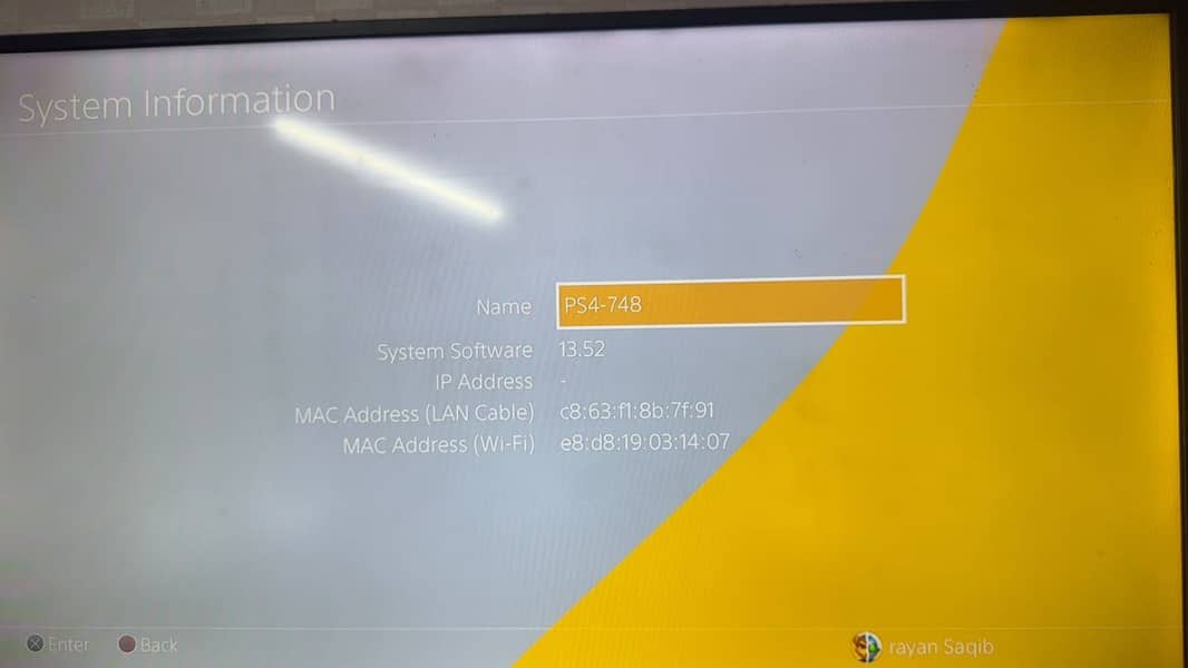 Ps 4 slim 1