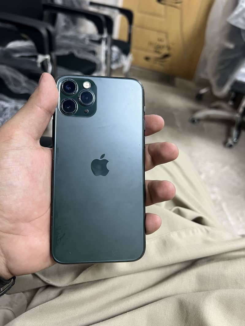 Apple iPhone 11 Pro 1