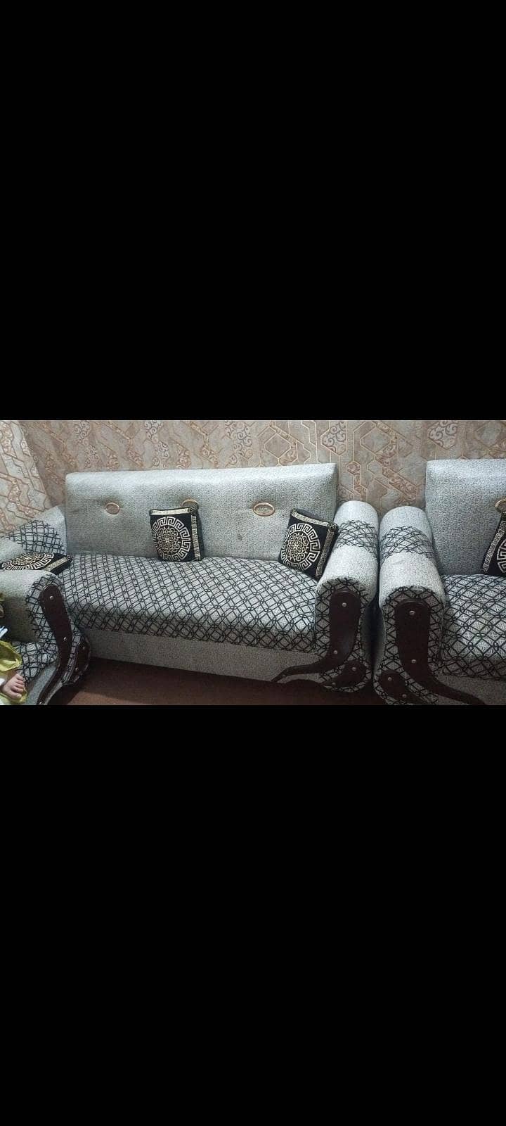 5 setar sofa 1