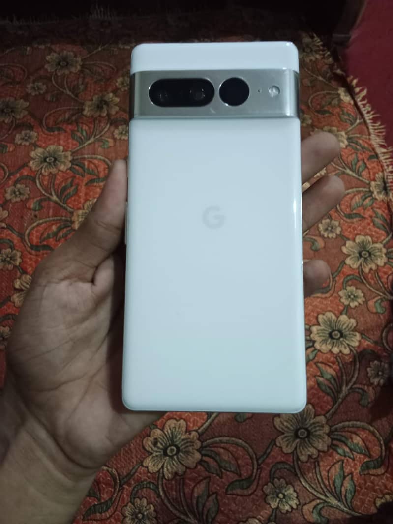 Google Pixel 7 Pro 4