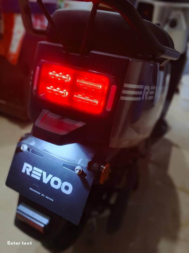 revoo A11 2