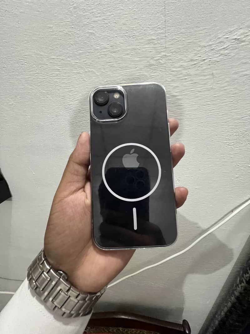 Apple iPhone 13 0
