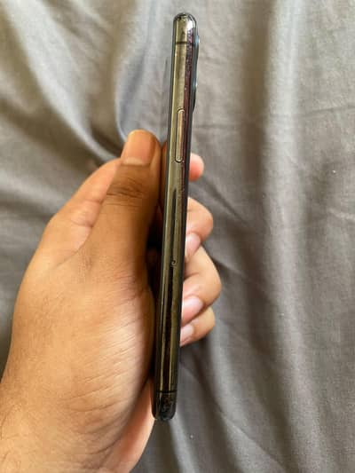Apple iPhone 11 Pro