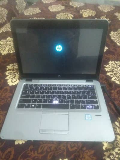  FOR SALE: Touch Screen Laptop - i5 6th Gen | 8GB RAM | 256GB SSD |